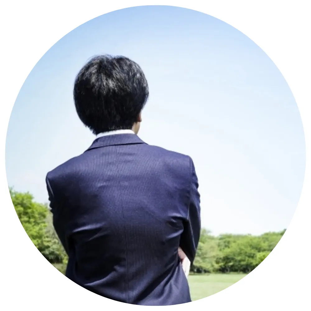 筆者の後ろ姿の写真